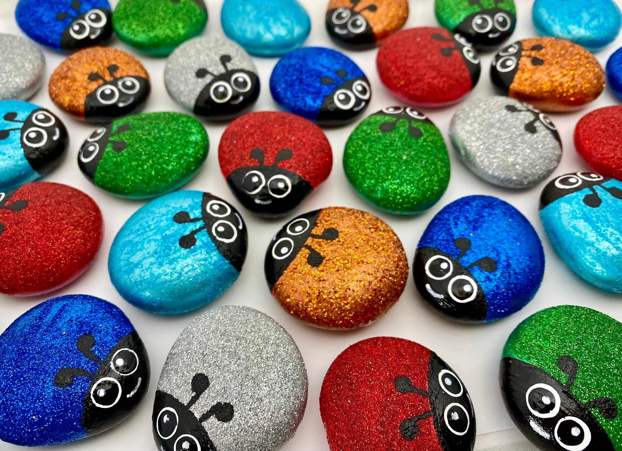 Bug Pet Rocks Personalised Painted Glitter Bug Pet Rock Pebble Stone – McFloof Makes