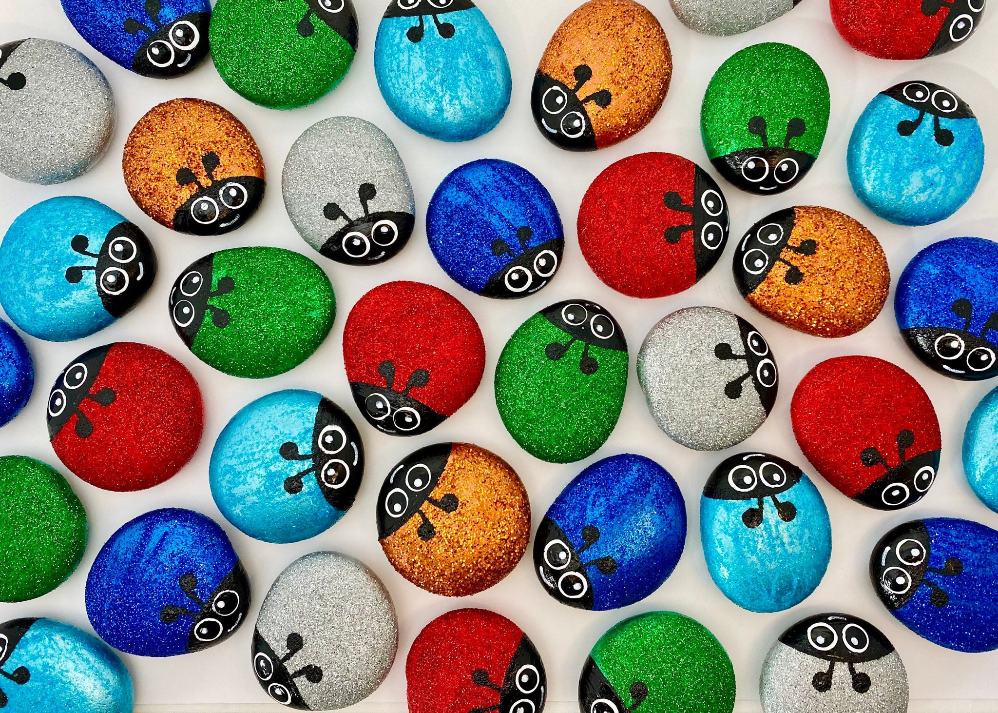 Bug Pet Rocks Personalised Painted Glitter Bug Pet Rock Pebble Stone – McFloof Makes